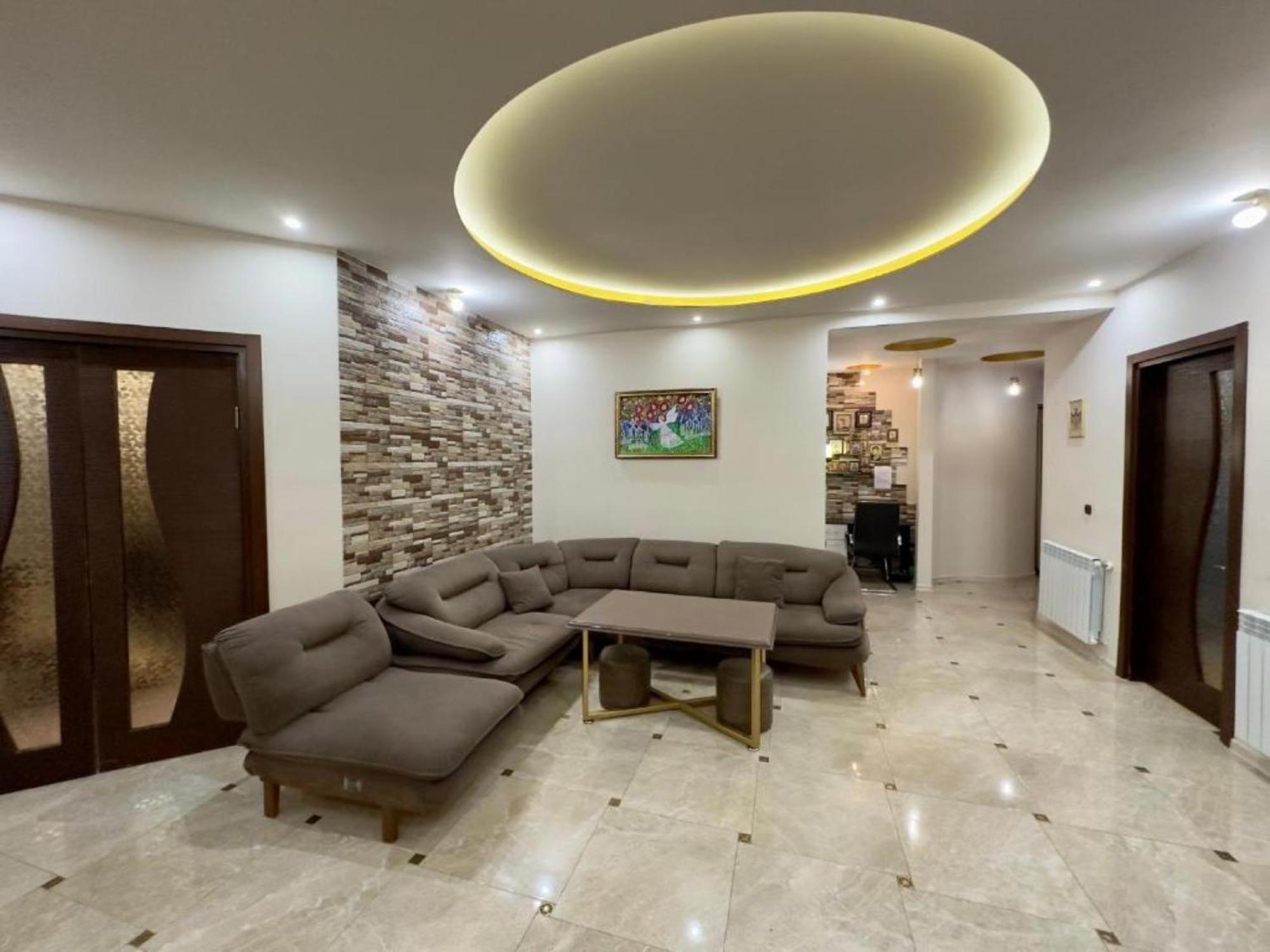 Grand Home Batumi Habitación foto